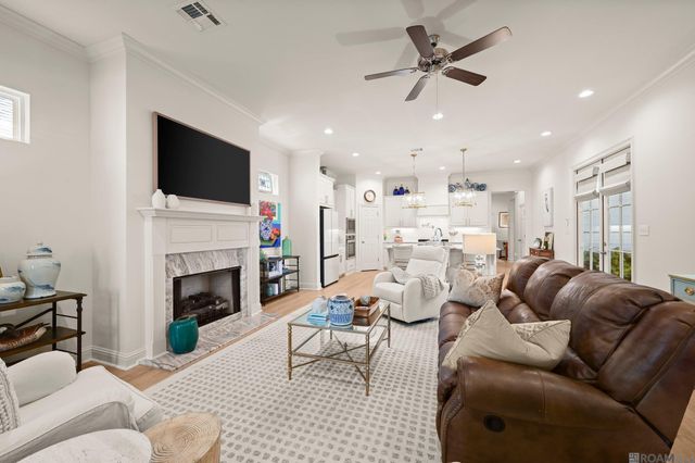 1304 Market Square Rd, Zachary, LA 70791