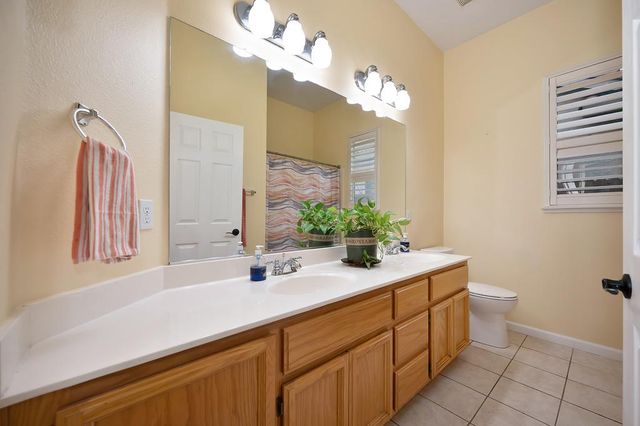 1832 San Gabriel St, Roseville, CA 95747