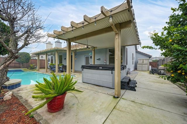 1832 San Gabriel St, Roseville, CA 95747