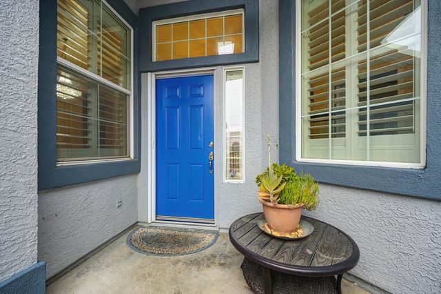 1832 San Gabriel St, Roseville, CA 95747