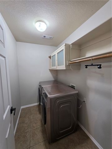 2726 Linden Circle, Springdale, AR 72764