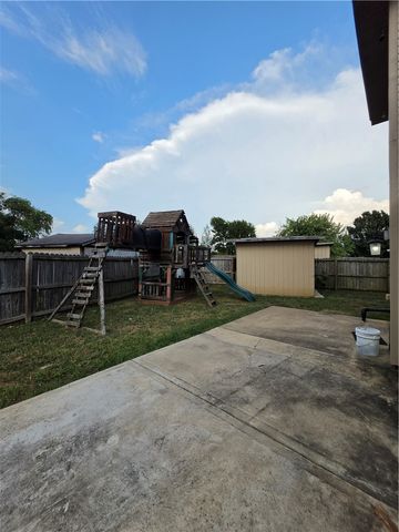 2726 Linden Circle, Springdale, AR 72764