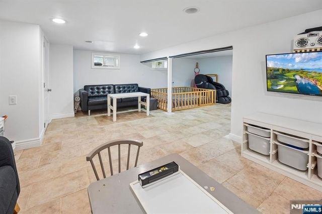 310 Congers Avenue, Northvale, NJ 07647