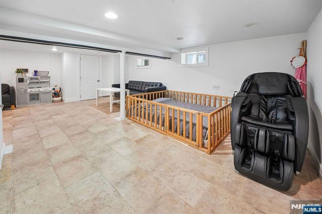 310 Congers Avenue, Northvale, NJ 07647