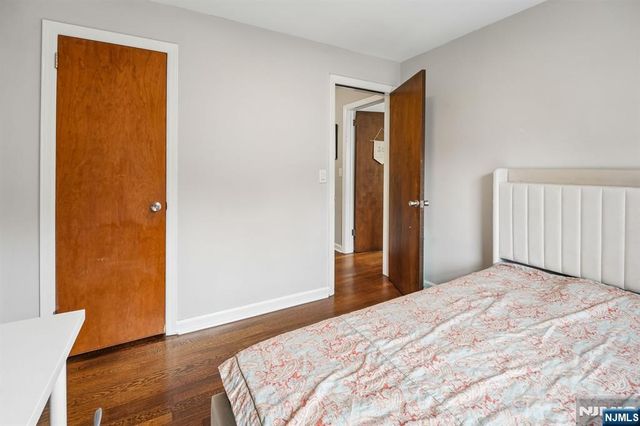 310 Congers Avenue, Northvale, NJ 07647