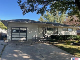 1732 Rancho Road, Lincoln, NE 68502