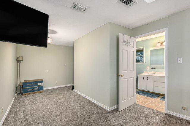 116 Nottingham Circle, Bridgeport, TX 76426