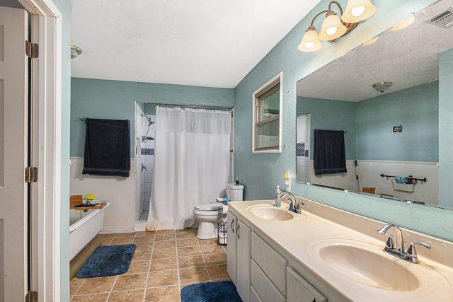 116 Nottingham Circle, Bridgeport, TX 76426