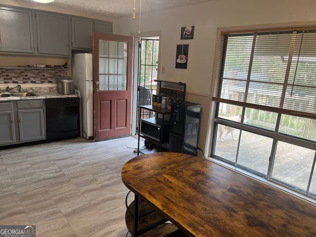 480 Evergreen Drive, Forest Park, GA 30297