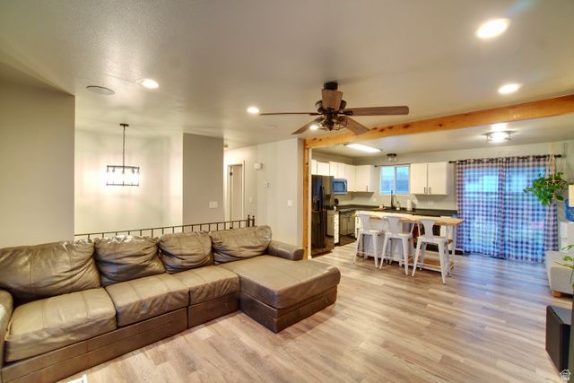 8129 W ARMORIDGE CIR, Magna, UT 84044