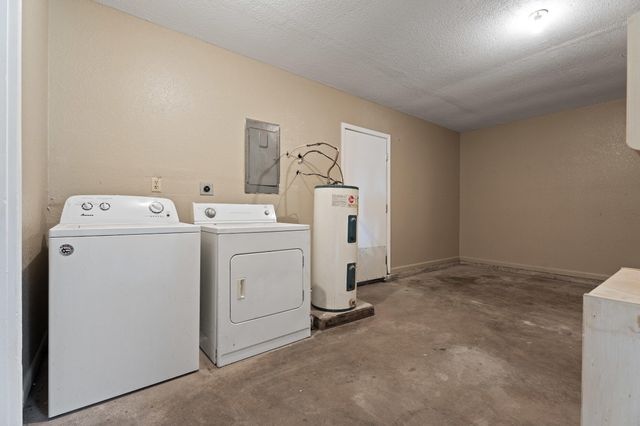 929 N 5th Street, Jay, OK 74346