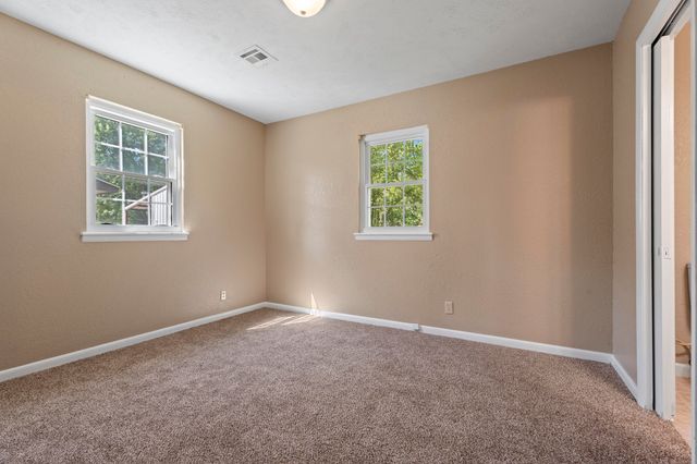 929 N 5th Street, Jay, OK 74346