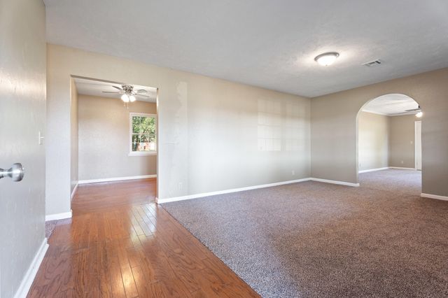 929 N 5th Street, Jay, OK 74346