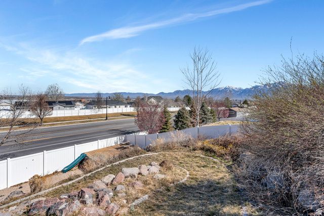 4886 W BOULDERMEADOW DR, Herriman, UT 84096