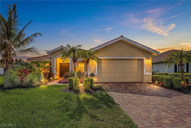 2556 Ashbury CIR, Cape Coral, FL 33991