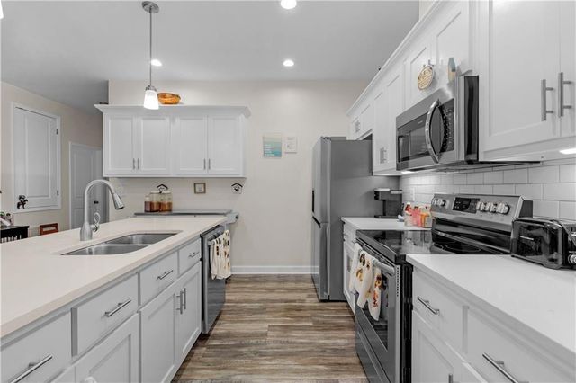 908 Longfellow Place, Dauphin Island, AL 36528