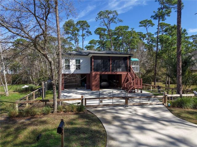 908 Longfellow Place, Dauphin Island, AL 36528