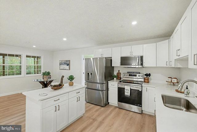 305 GREEN ST, Locust Grove, VA 22508