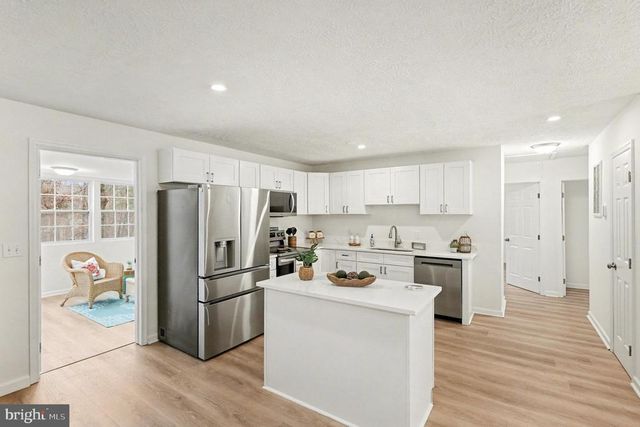 305 GREEN ST, Locust Grove, VA 22508