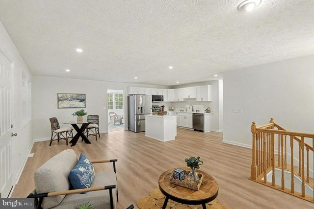 305 GREEN ST, Locust Grove, VA 22508