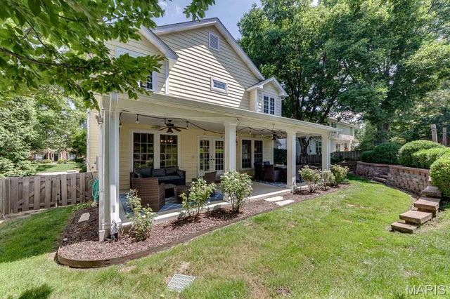 420 Woodview Manor Lane, Kirkwood, MO 63122