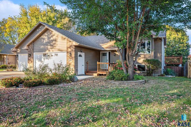 4912 E Brennan Dr Drive, Sioux Falls, SD 57110