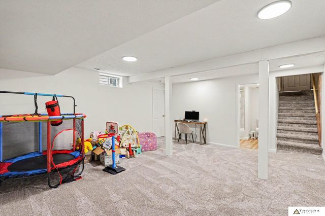 801 S 36th Street, Lincoln, NE 68510