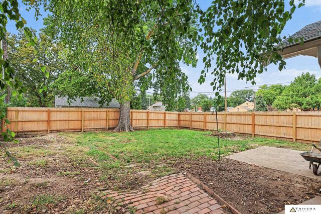 801 S 36th Street, Lincoln, NE 68510