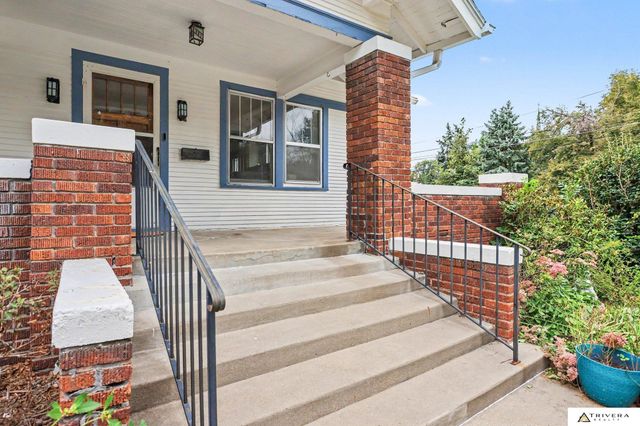 801 S 36th Street, Lincoln, NE 68510