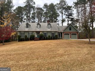 214 River North Circle, Macon, GA 31211