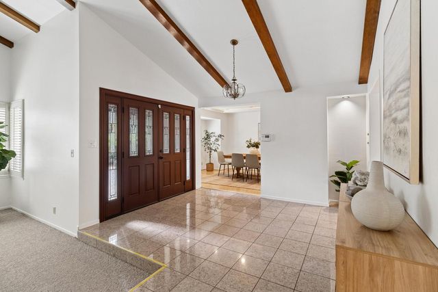 87 Breckenwood Way, Sacramento, CA 95864