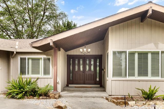 87 Breckenwood Way, Sacramento, CA 95864