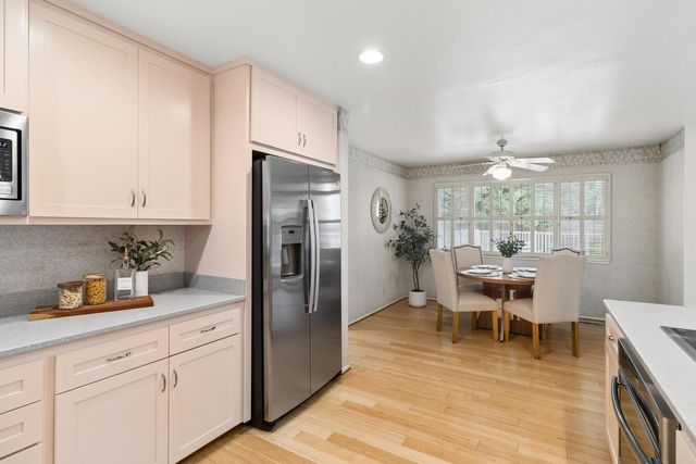 87 Breckenwood Way, Sacramento, CA 95864