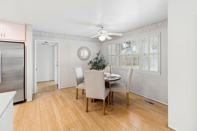 87 Breckenwood Way, Sacramento, CA 95864