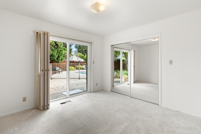 87 Breckenwood Way, Sacramento, CA 95864