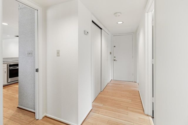 87 Breckenwood Way, Sacramento, CA 95864