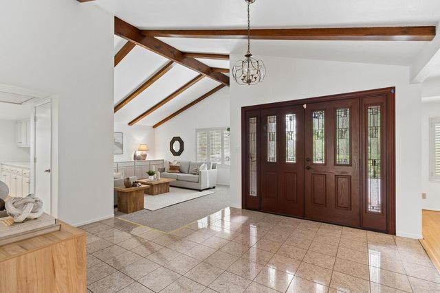 87 Breckenwood Way, Sacramento, CA 95864