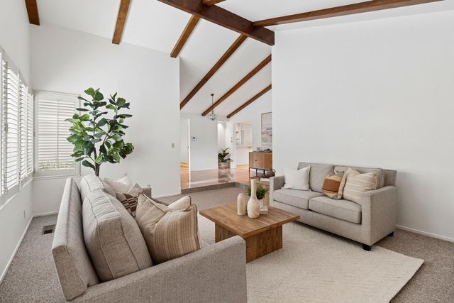 87 Breckenwood Way, Sacramento, CA 95864