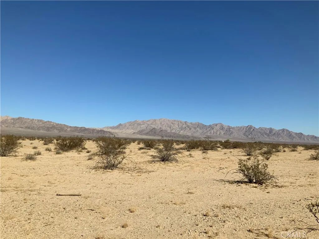 0 Horseshoe, Oro Grande, CA 92368