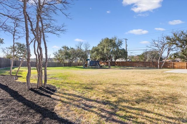 102 Rancho Del Lago Lane, Morgans Point Resort, TX 76513