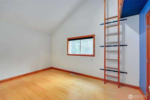 4752 NE Black Swan Lane, Olalla, WA 98359