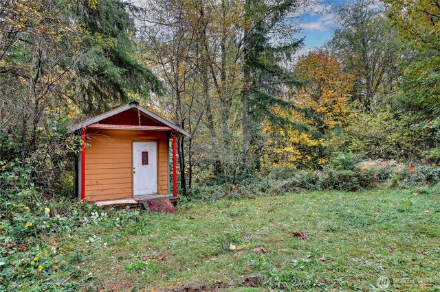 4752 NE Black Swan Lane, Olalla, WA 98359