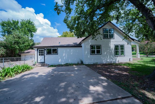 2145 16th Street, Hempstead, TX 77445