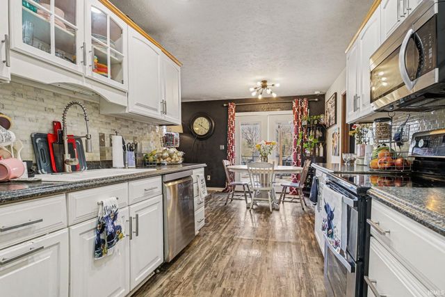 7285 W 350 N, Shipshewana, IN 46565