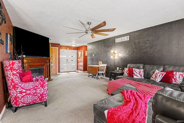 7285 W 350 N, Shipshewana, IN 46565