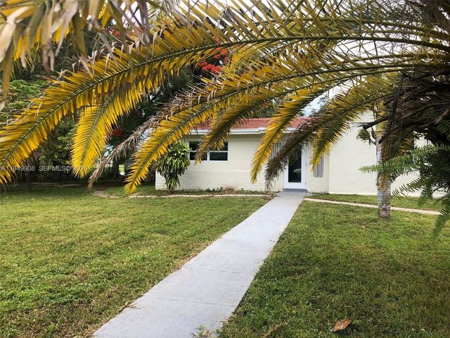 8000 NW 12th Pl, Miami, FL 33147