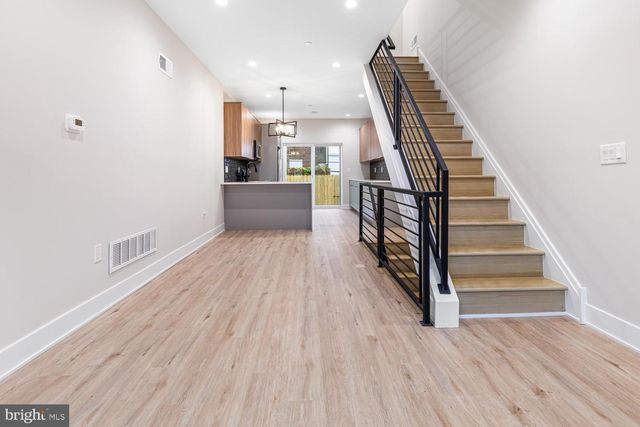 2067 E BIRCH ST, Philadelphia, PA 19134