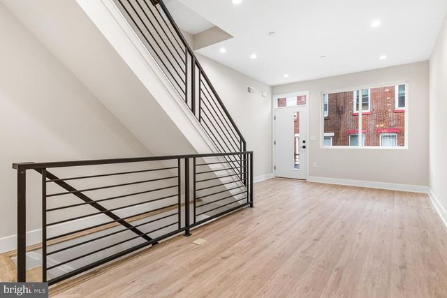 2067 E BIRCH ST, Philadelphia, PA 19134