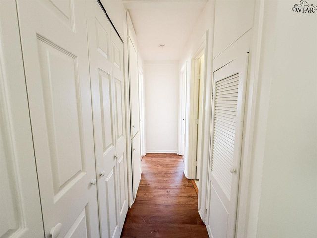 105 JAMES DRIVE, Iowa Park, TX 76367