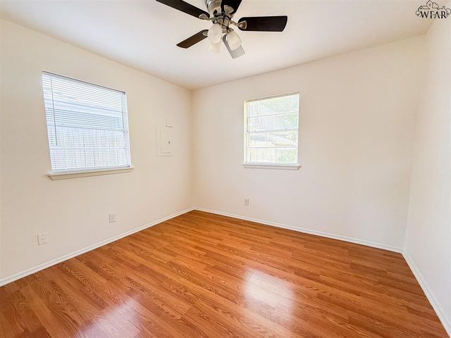 105 JAMES DRIVE, Iowa Park, TX 76367